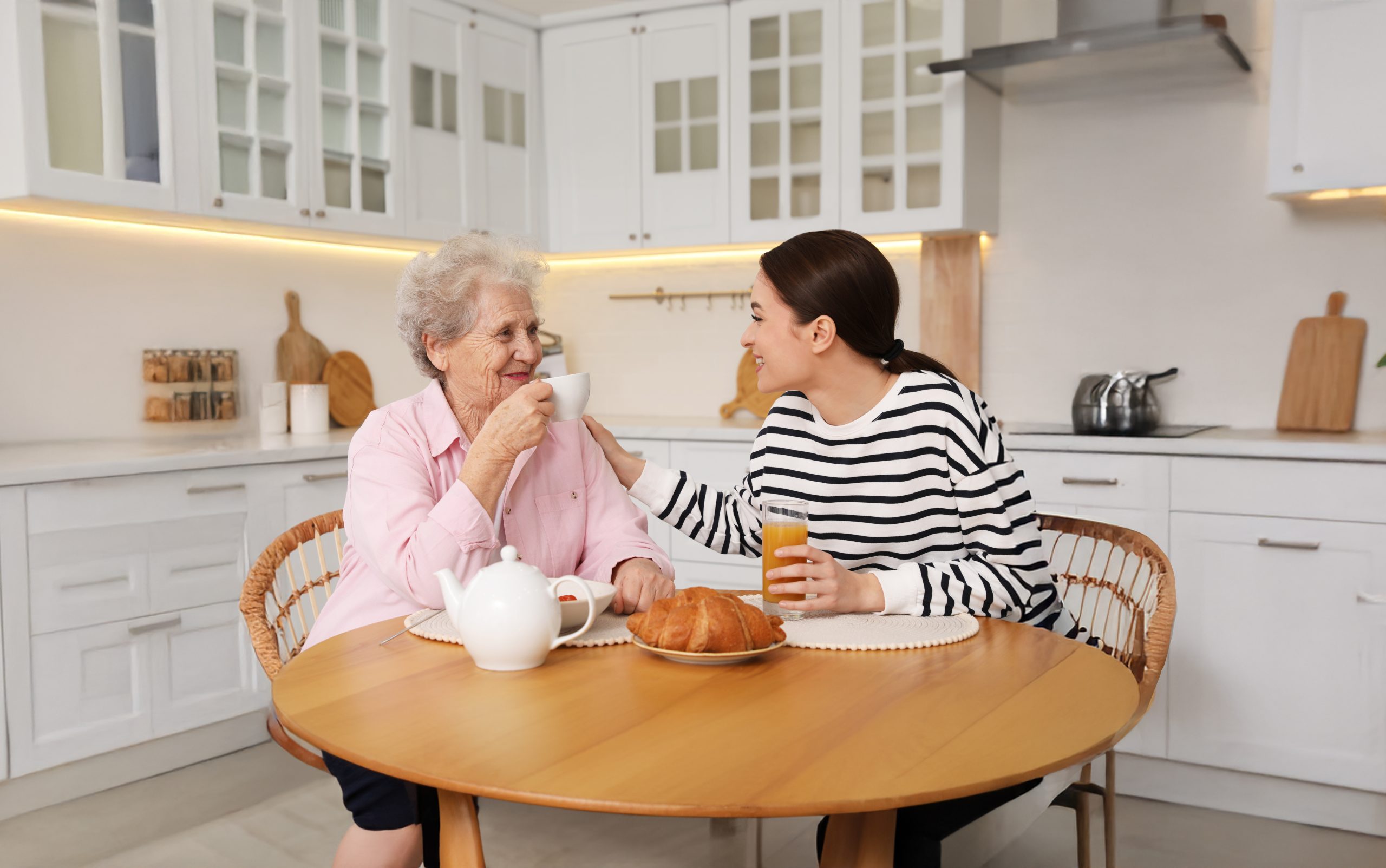 Frühstück am Küchentisch